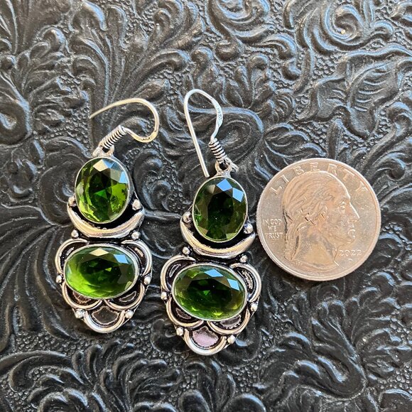 Green Peridot Witchy Crescent Moon Lunar Stone Crystal Jewelry Earrings - Picture 4 of 7